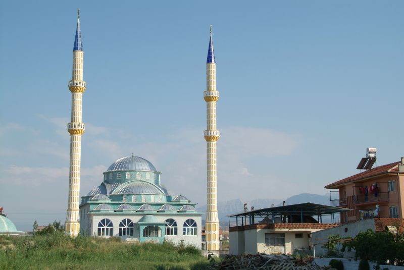 eine der zahlreichen Moscheen